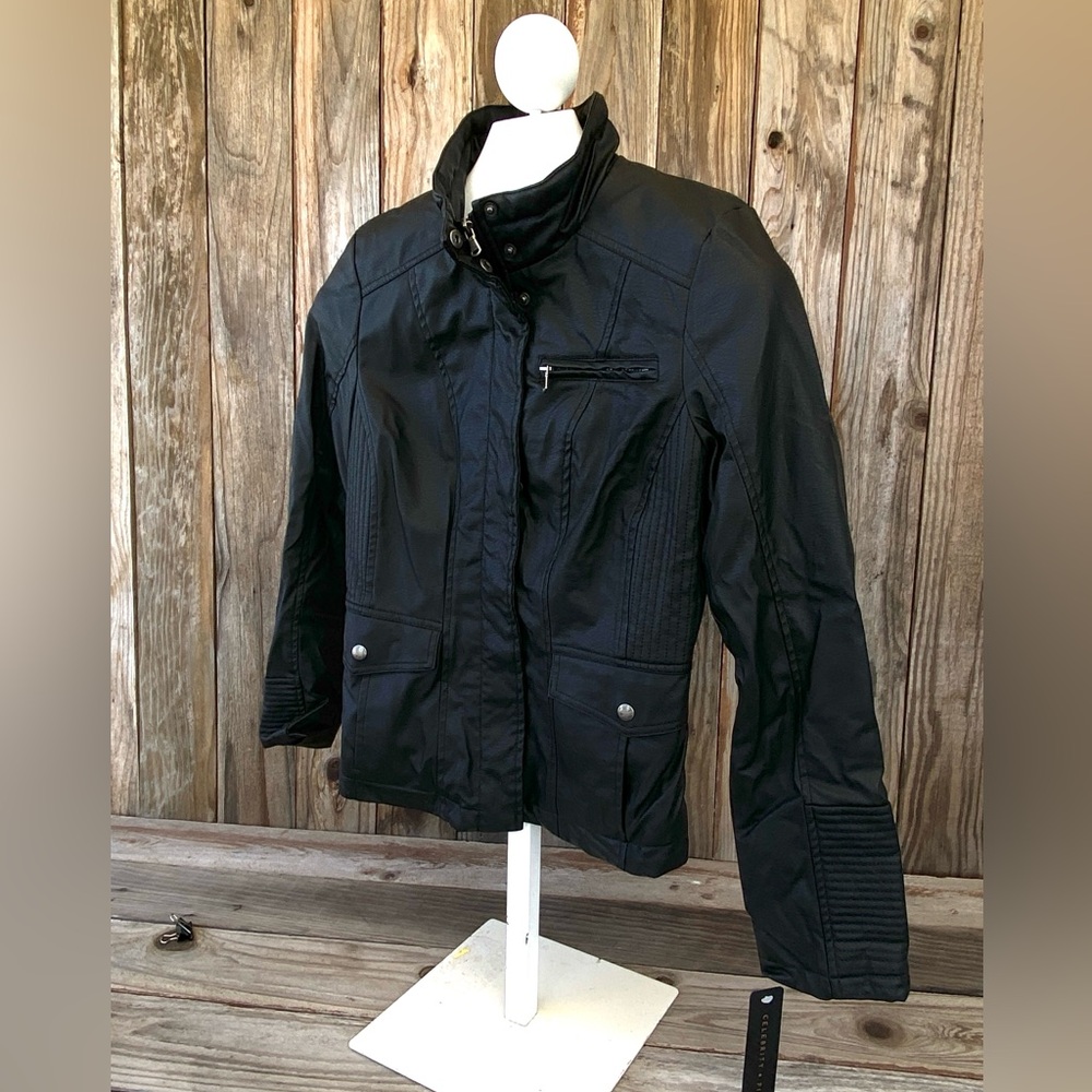 Celebrity Pink Women’s Black Lightweight Jacket